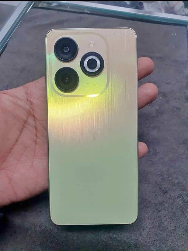 Infinix Smart 8 0