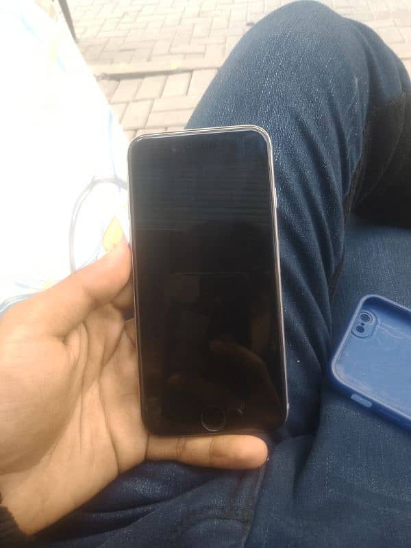 I phone 6 PTA approved 2