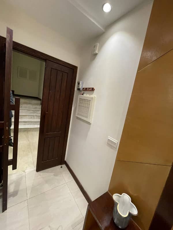 1 Bed Fully Furnished luxurious Apartment For Sale In Bahria Town Lahore On Investor Rate 20