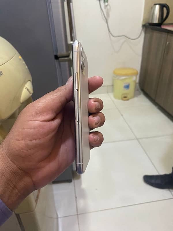 iPhone 11 Pro 256 gb fresh piece 1