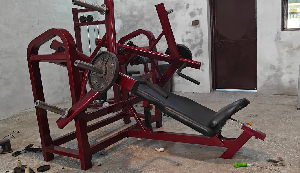 Brand New Incline Plate-Loaded Chest Press Machine For Sale 3