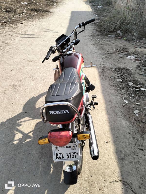 Honda CD 70 2023 Model Lush Condition 3