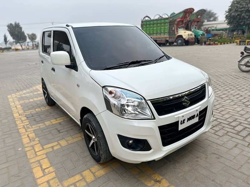 Suzuki Wagon R 2017 1