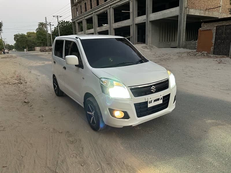 Suzuki Wagon R 2017 8