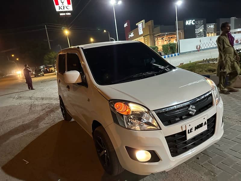 Suzuki Wagon R 2017 13