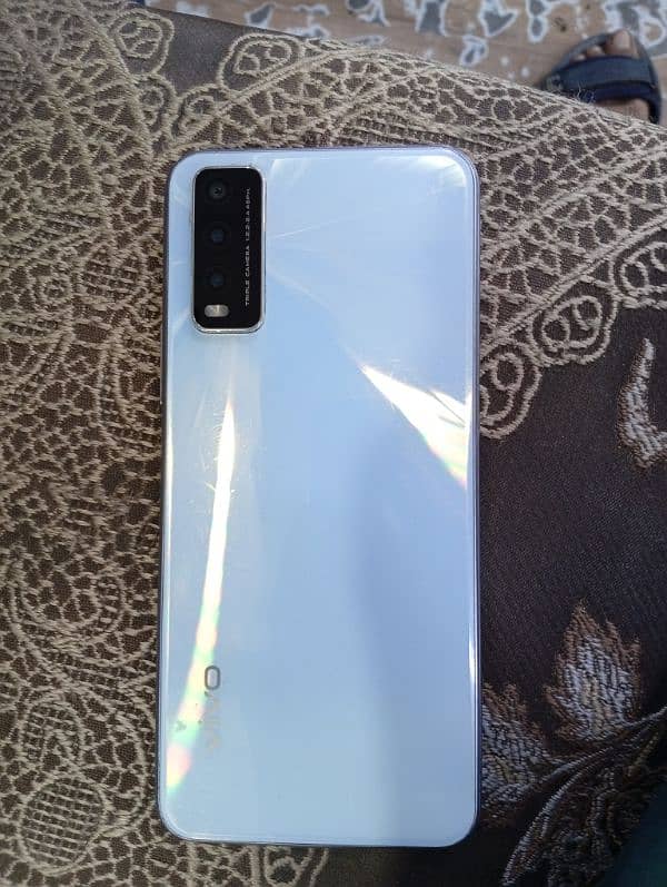 Vivo y20 1