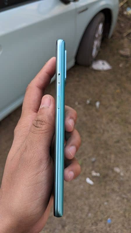 one plus 8t 10/10 condition official pta approved 4