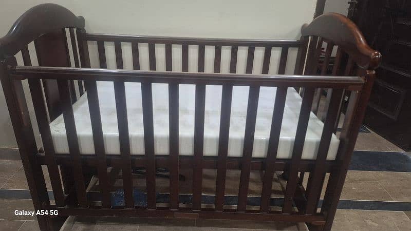 Wooden Baby Cot 0