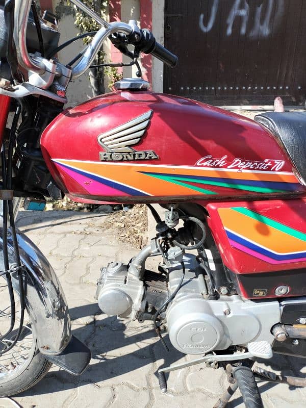 Honda 70 2011 Model 4