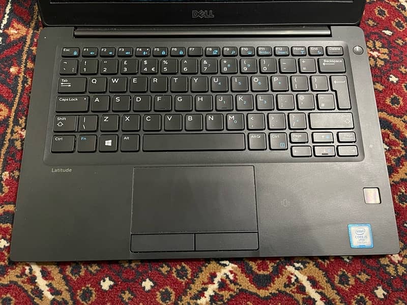 DELL Latitude 7280 corei5 7Gen/256gb 1