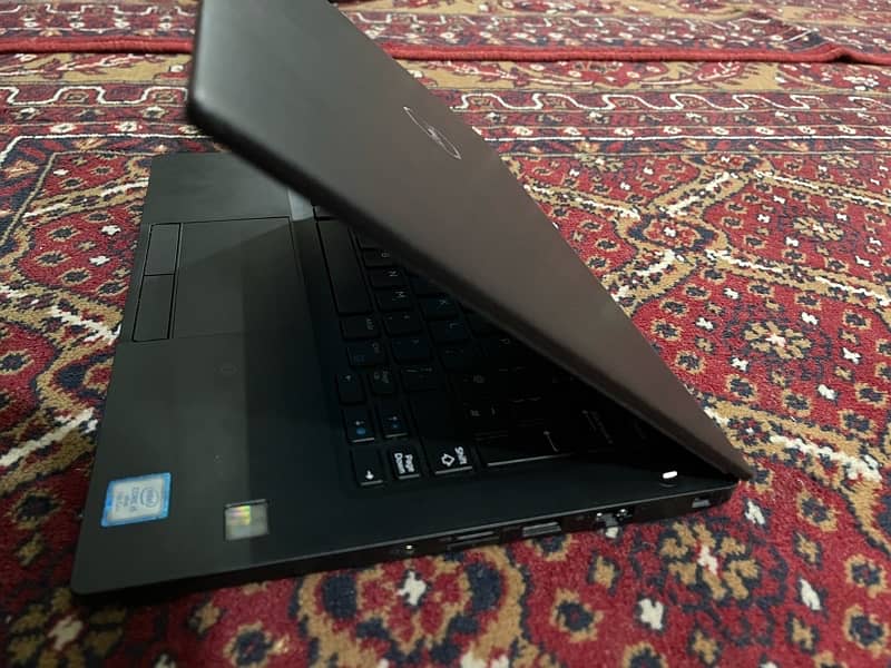 DELL Latitude 7280 corei5 7Gen/256gb 3