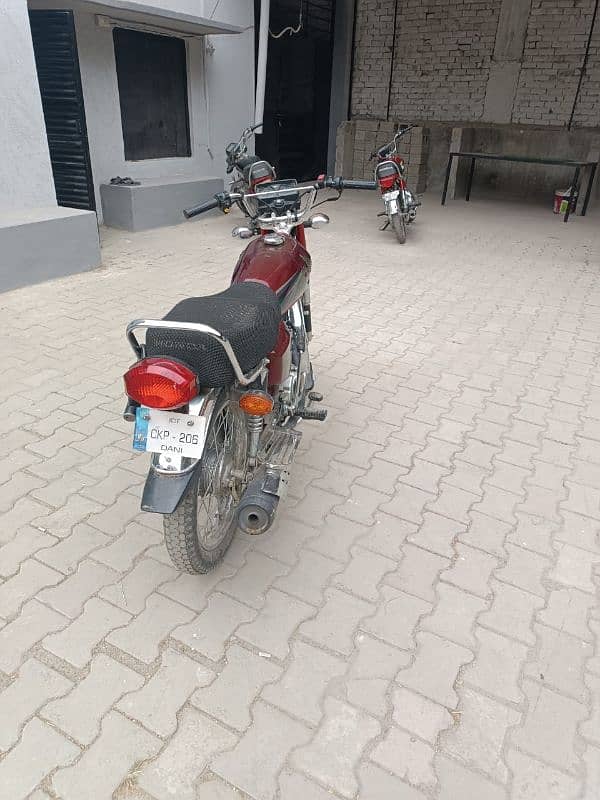 honda 125 Islmbad rigesterd 2