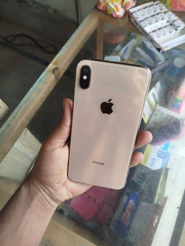 iPhone xs Max 64/ Nonpta condition 10/10 1