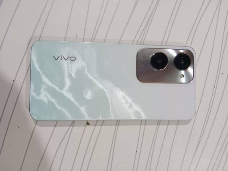 vivo y18 3