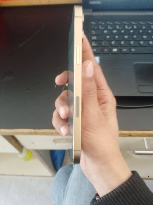 iphone 12 pro max gold colour non PTA 03359000328 2