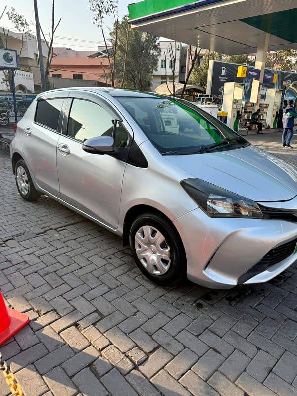 Toyota Vitz 2014 3