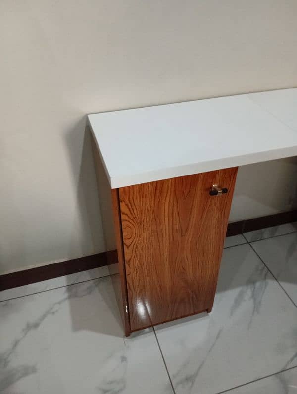 study table for sale 1