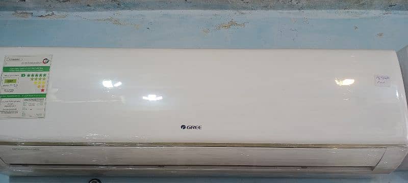 D. C inverter 1.5 Ton 2. Ton available for sale on best Like New 10