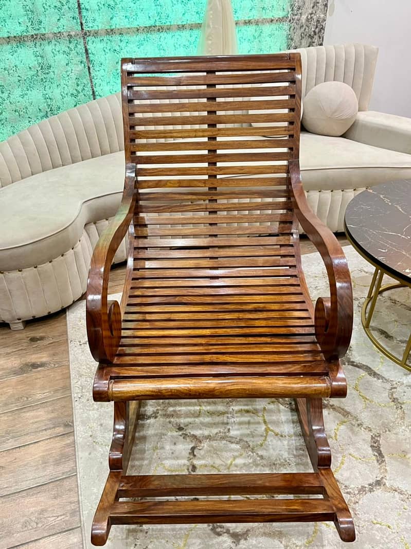 Rocking Chair brand new condition 10/10 1