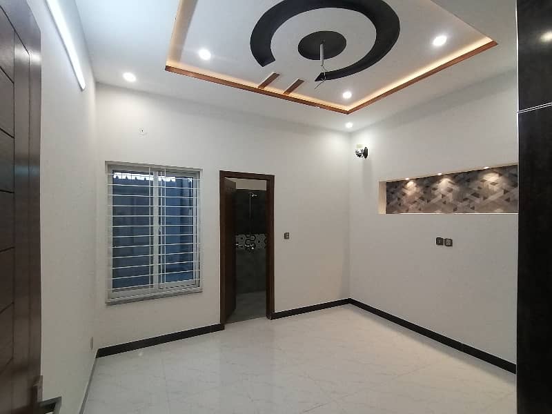 Get This Amazing Prime Location 5 Marla House Available In Jubilee Town - Block F 26