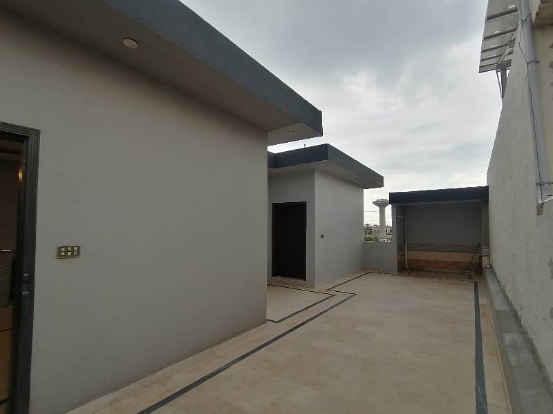 Get This Amazing Prime Location 5 Marla House Available In Jubilee Town - Block F 32