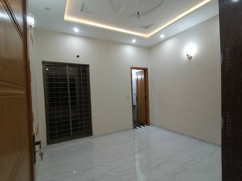 Prime Location 5 Marla House In Beautiful Location Of Jubilee Town - Block F In Lahore 9