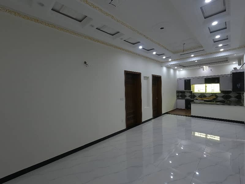 7 Marla House In Only Rs. 27000000 17