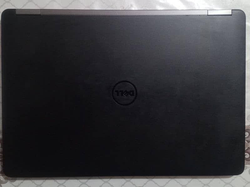 Dell Latitude E7470, Core i7 6th Gen,14" FHD Display, Backlit Keyboard 3