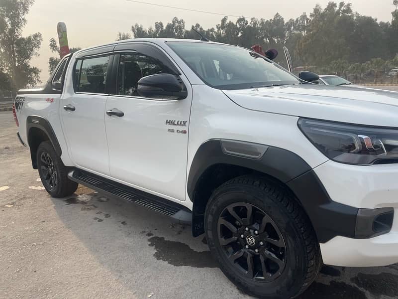 Toyota revo roko parking senseHilux 2022 6