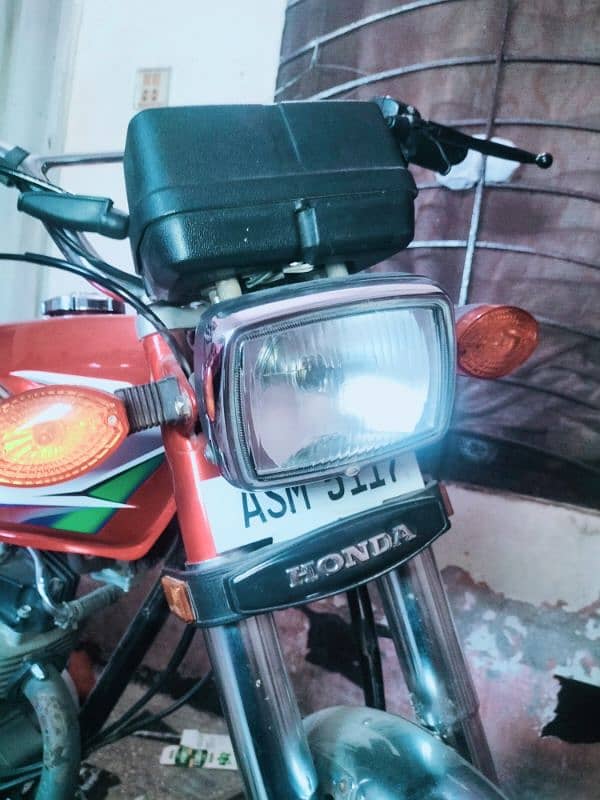 Honda 125 Like a New 8