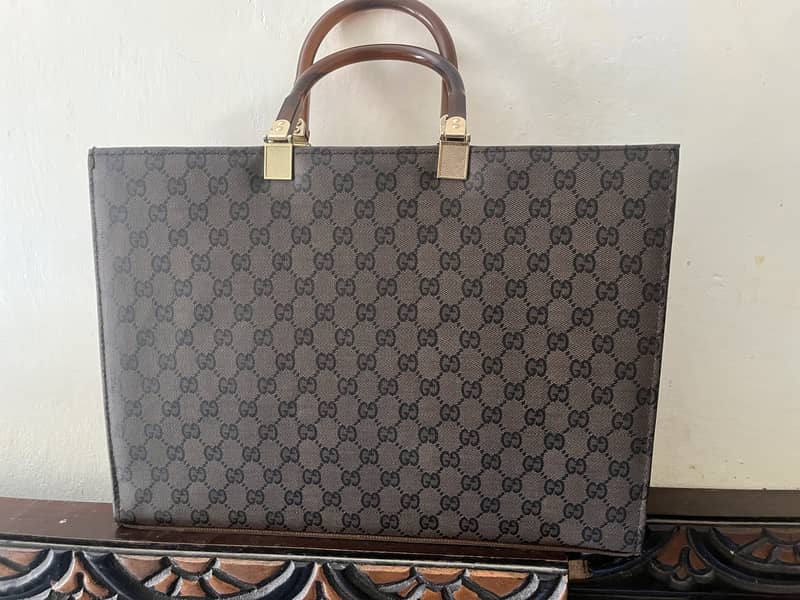 Gucci hand bag branded new   , 2