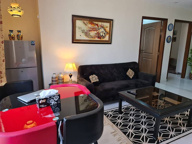 Par day short time furnished apartment available 2