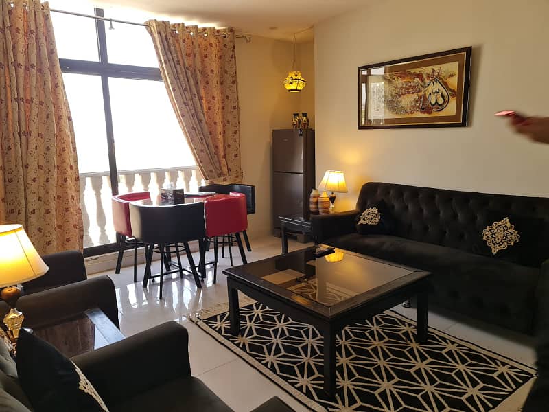 Par day short time furnished apartment available 3