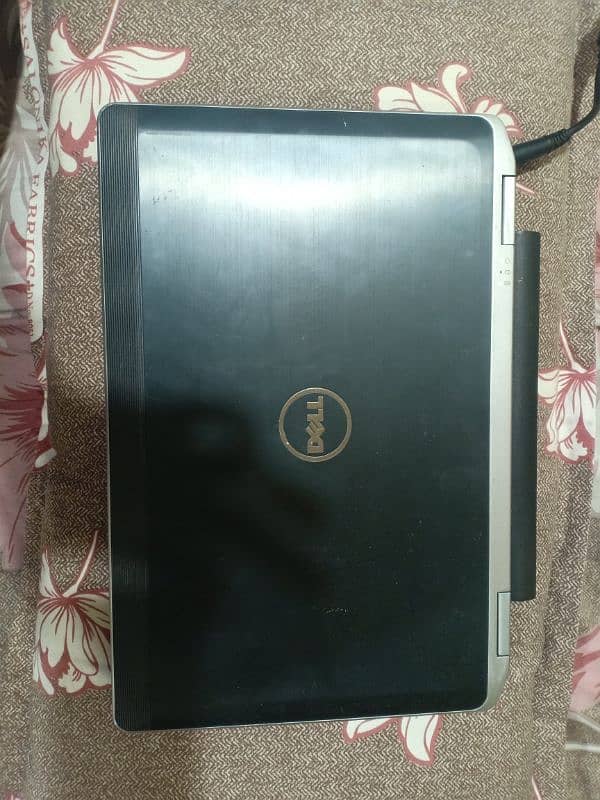 Dell core i5 4/256 SSD 5