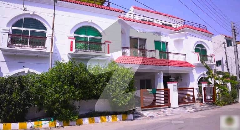 5 MARLA SPANISH VILLAS FOR SALE IN REHMAN ARCADE LAHORE 1 YEAR INSTALLMENT PLAN 12