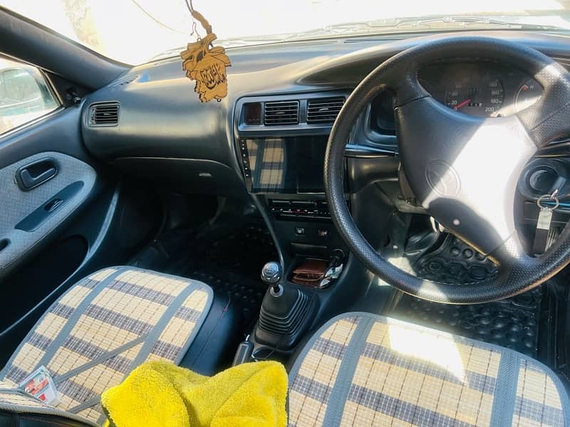 Toyota Corolla 2.0 D 1999 7