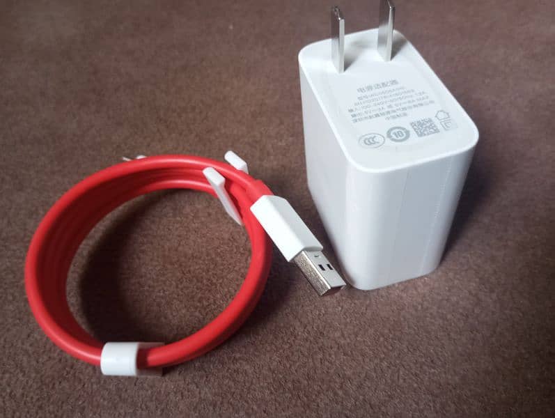 OnePlus 8 pro Original Charger never used 1