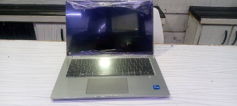 used laptop but all ok 10 by 10 candechion 0