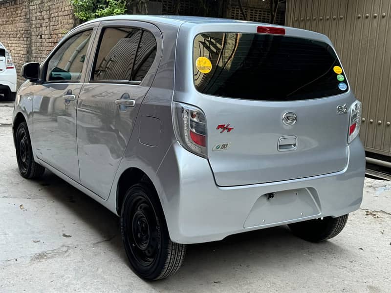 Daihatsu Mira 2013 4