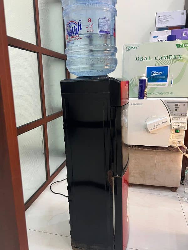 Signature water dispenser 4