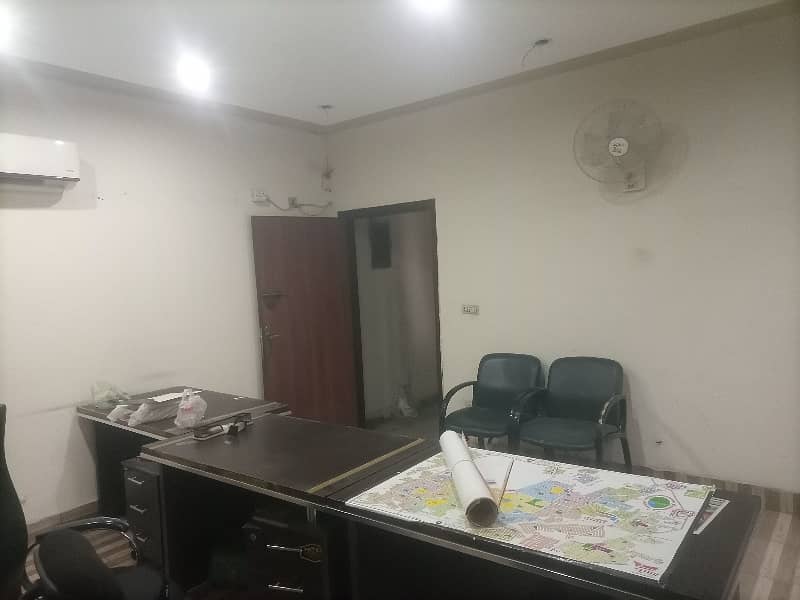 4 Marla 1st Floor Office Available For Rent 13