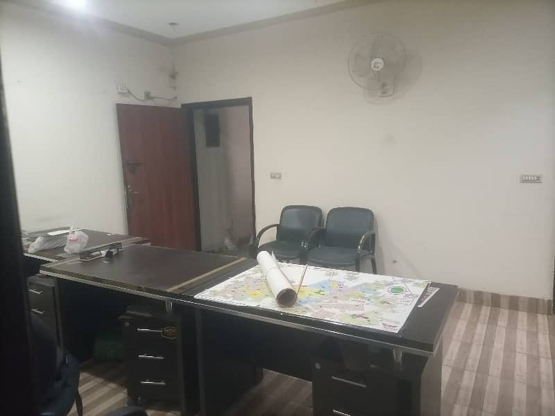 4 Marla 1st Floor Office Available For Rent 14