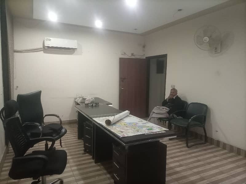 4 Marla 1st Floor Office Available For Rent 17