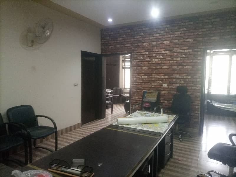 4 Marla 1st Floor Office Available For Rent 40