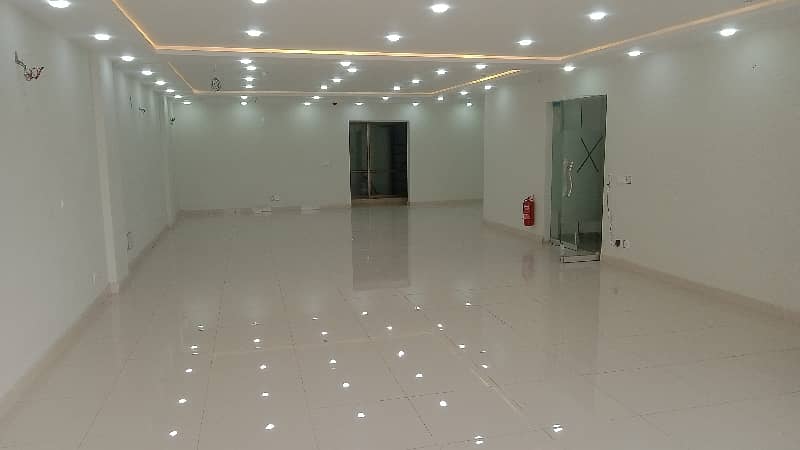 DEFENCE Services Estate Offer 8 Marla 1st Floor With Elevator 3