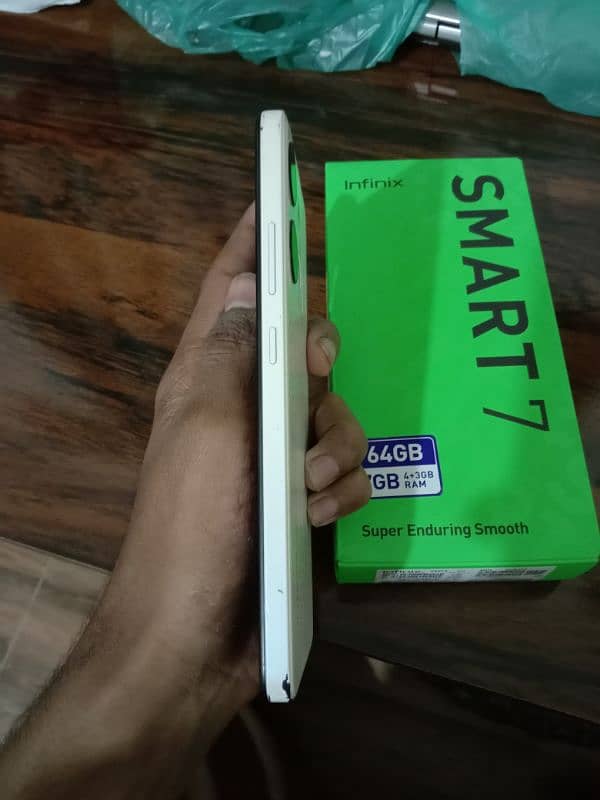 infinix Smart 7 4+3/64 4