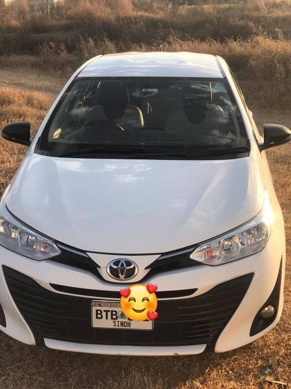 Toyota Yaris ativ 2021 1