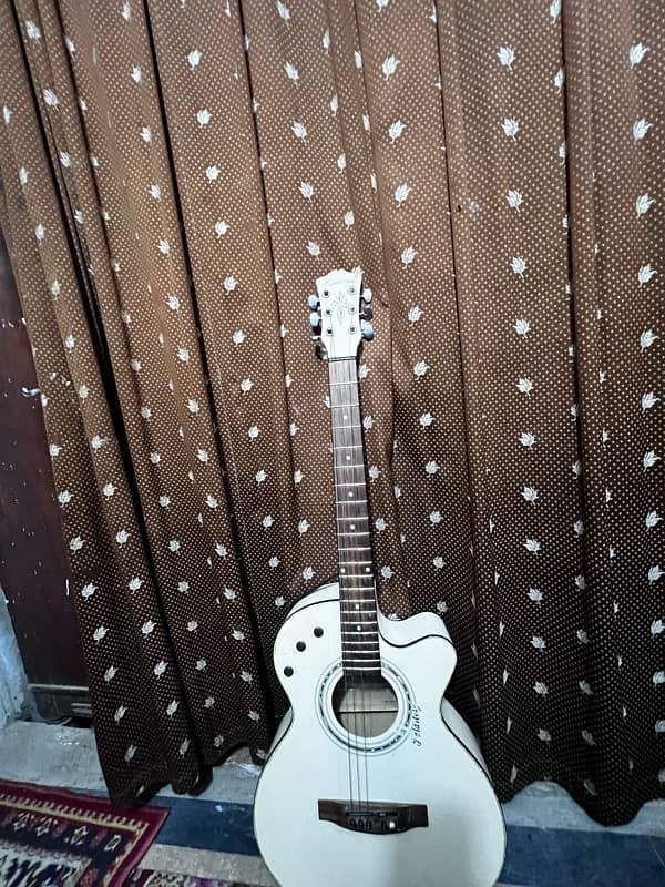 guitar in best condition 4