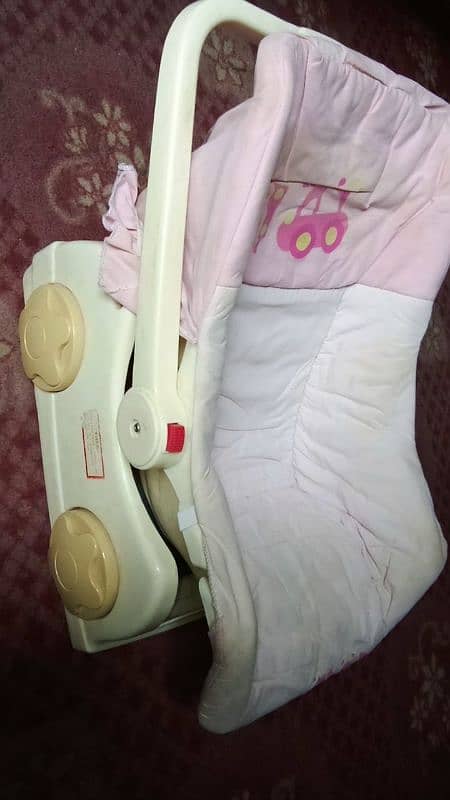 Babies Moveable Swing Carry Cot In 8/10 Condition 0