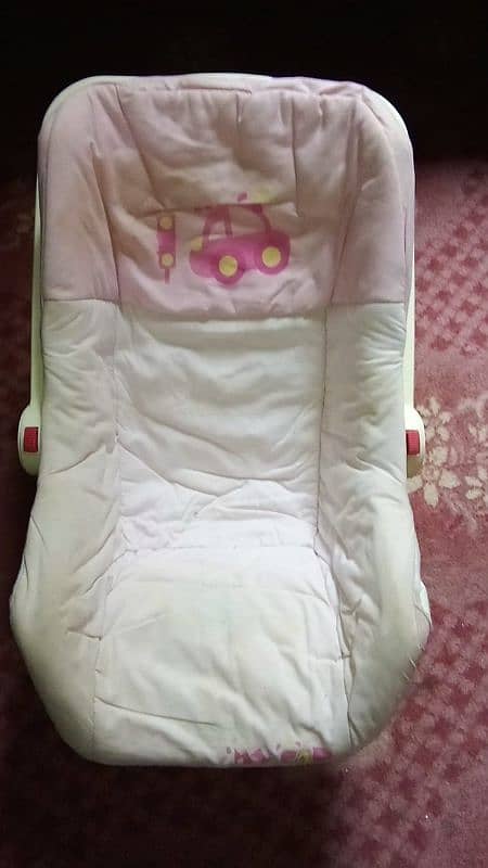 Babies Moveable Swing Carry Cot In 8/10 Condition 1